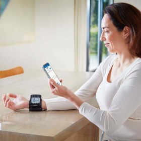 Ψηφιακό Πιεσόμετρο Καρπού Intelli IT Omron RS7 HEM-6232T-E - 