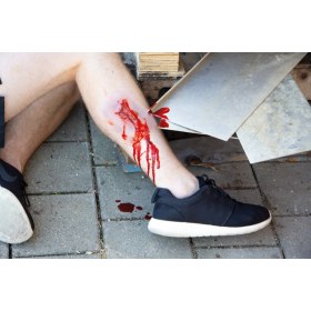 Wound moulage "LACERATION"