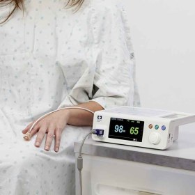 Επαγγελματικό οξύμετρο επιτραπέζιο χωρίς αισθητήρα δακτύλου NELLCOR PM100N  - Οξύμετρο Επαγγελματικό επιτραπέζιο Nellcor™ PM100N χωρίς αισθητήρα οξυμέτρου 