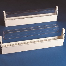 Lid 920 for case plate of 921 plates