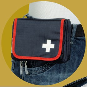 TRAVEL first aid - bandage bag blue/red - 