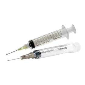 Σύριγγες Terumo με αποσπώμενη βελόνα 21g x 1.5" 100 τεμάχια | 2.5ml