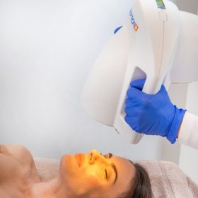 Bioptron Pro 1 light therapy device