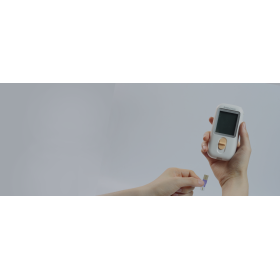 EN410 Portable Uric Acid & Blood Glucose Meter + 50 Uric Acid Test Strips - EN410 Portable Uric Acid & Blood Glucose Meter (1)