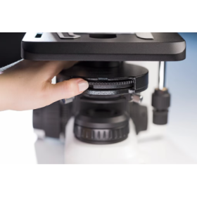 ZEISS Primostar 3 binocular microscope with fixed Köhler illumination 40×–1000× (6)